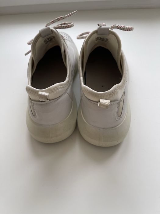 Кросівки шкіряні білі Ecco