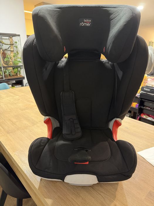 Cadeira Britax Romer Kidfix II XP SICT (15-36Kg) com Isofix