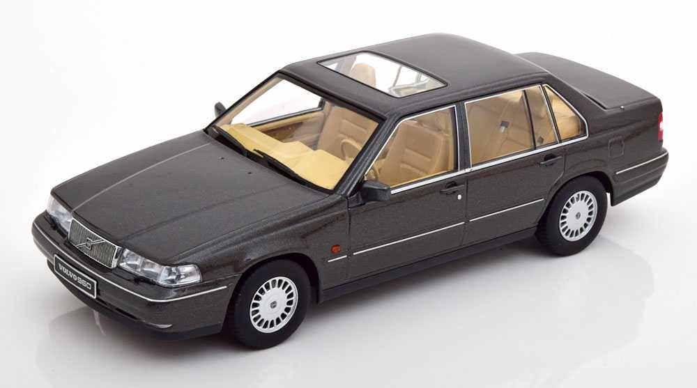 Коллекционная модель автомобиля Triple 9 1:18 Volvo 960 1996 5 цветов Машинка Металл Вольво