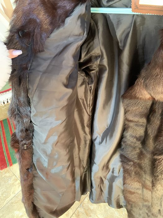 Шуба натуральна з нутрії