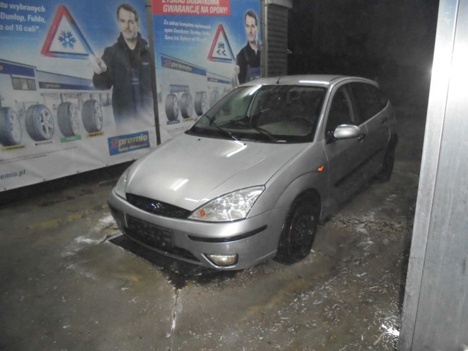 Ford Focus 1.8 tdci przeznaczone na części kolor srebrny