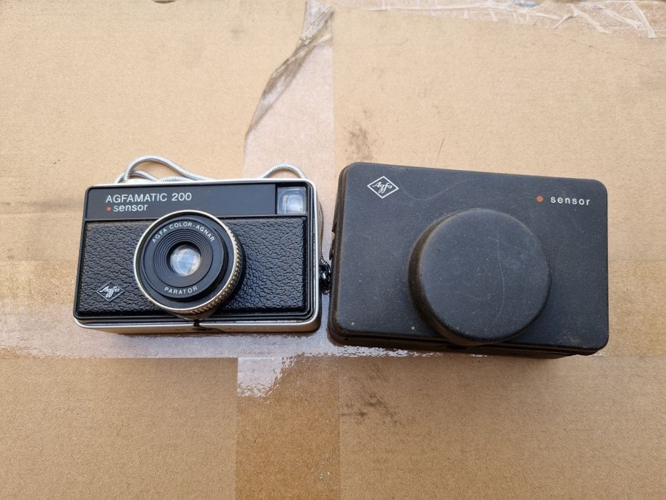 Trzy aparaty fotograficzne kolekcjonerskie