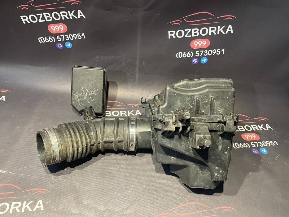 Корпус патрубок фільтра Nissan Qashqai j11 1.6dci воздушний фільтр