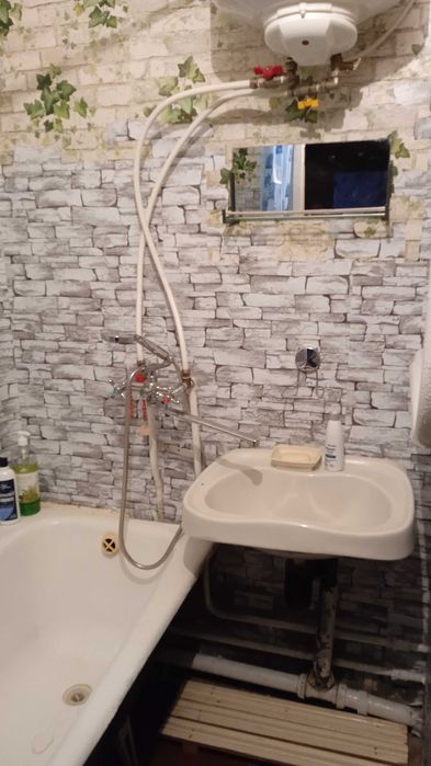 Аренда 3-х кімнатної квартири на Перемога-3