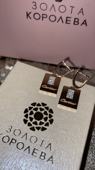 Продам золоті сережки Cartier