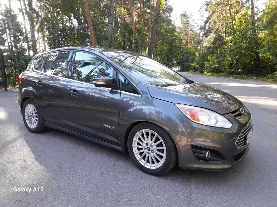 Ford C-max 2015.Hybrid автомат 5л/100км по місту.188кс SEL-макс.компл.