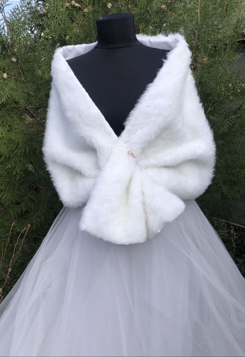 Шубка накидка для нареченоі штучне хутро