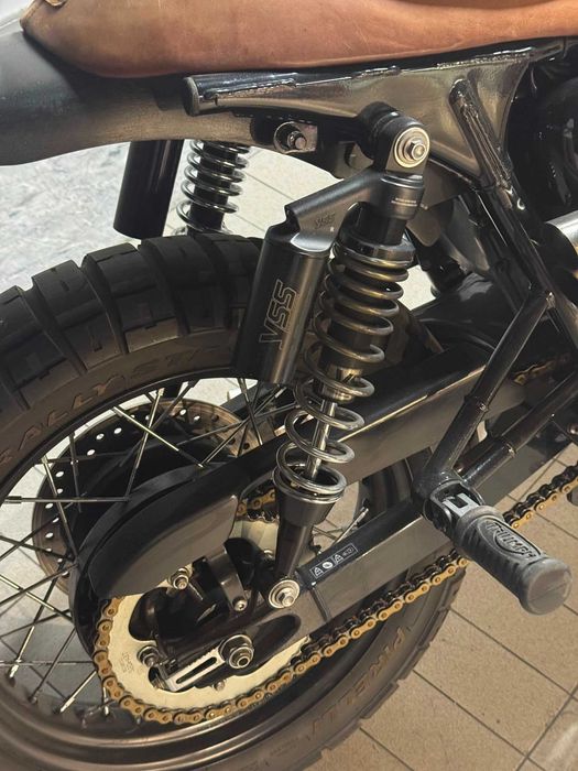 Triumph Scrambler 900 Barbour by Unik
