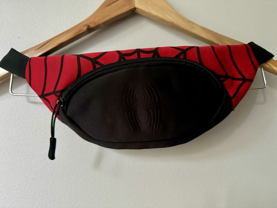 Chłopięca nerka Spiderman