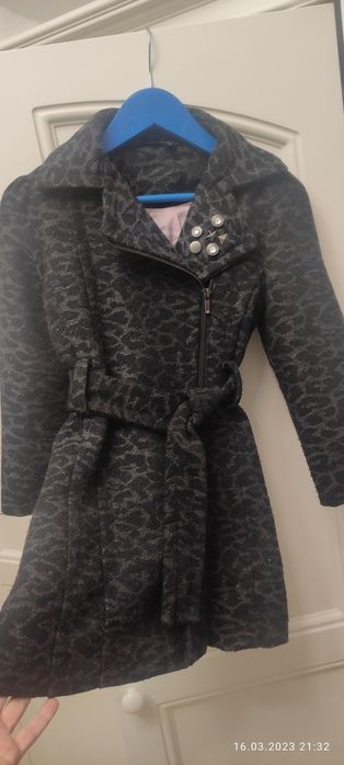 Пальто для девочки 6 лет