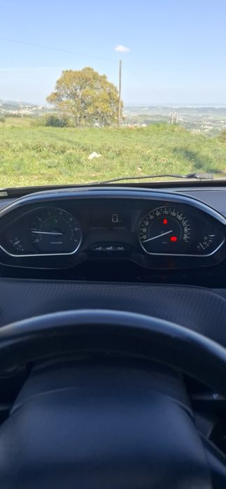 Vende-se peugeot 208 2017