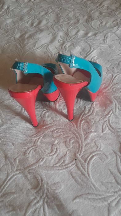 Sandálias estilo "Aldo" 11cm