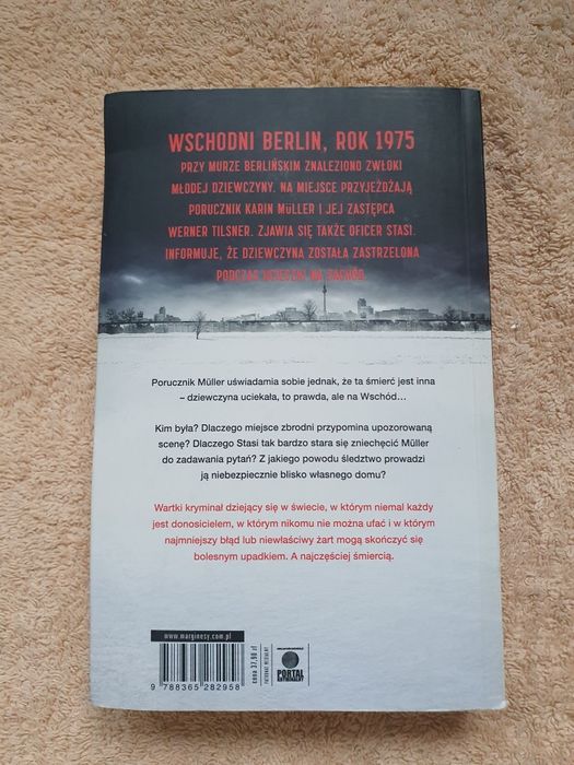 Stasi i dziecko David Young thriller marginesy wschodni Berlin