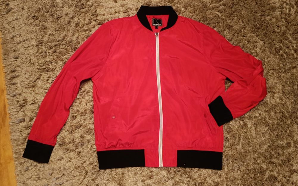 Kurtka czerwona jesienna JAK NOWA