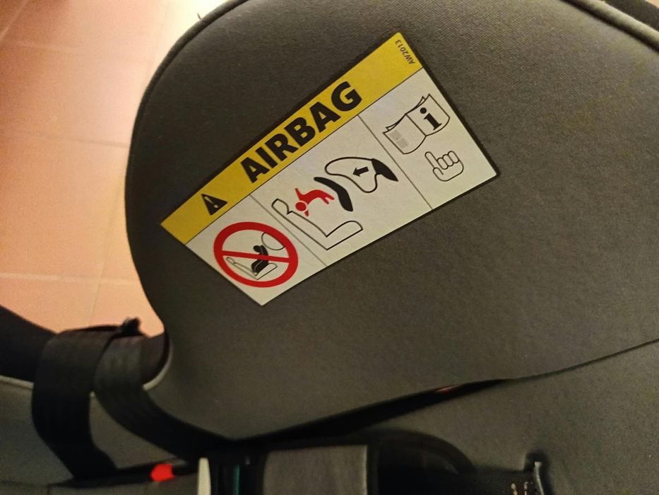 Cadeira auto bebé