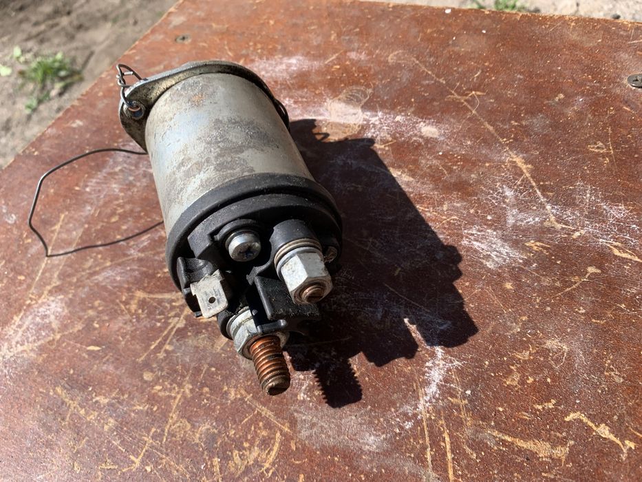 Втягивающее реле стертера на Ваз 2101-2107