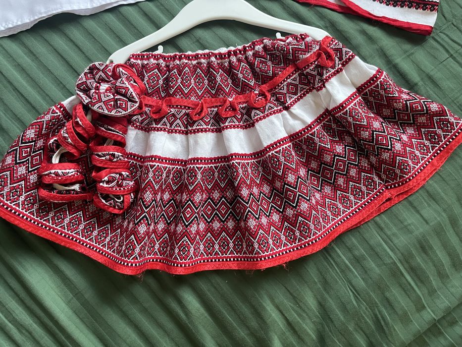 Вишиванка, національний костюм