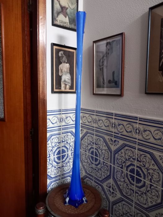 Grande solitário antigo azul