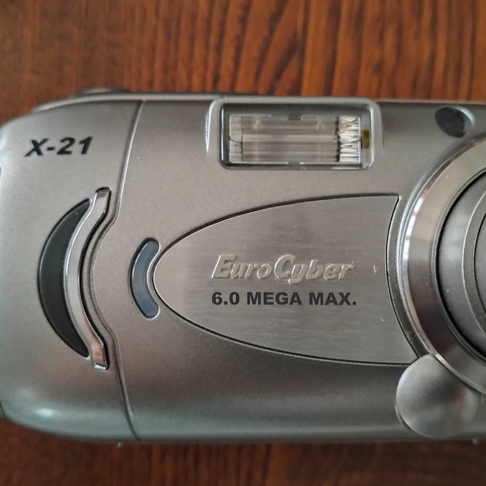 Máquina Fotográfica Digital EuroCyber X21
