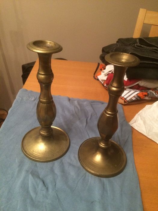 Stare świeczniki z mosiądzu