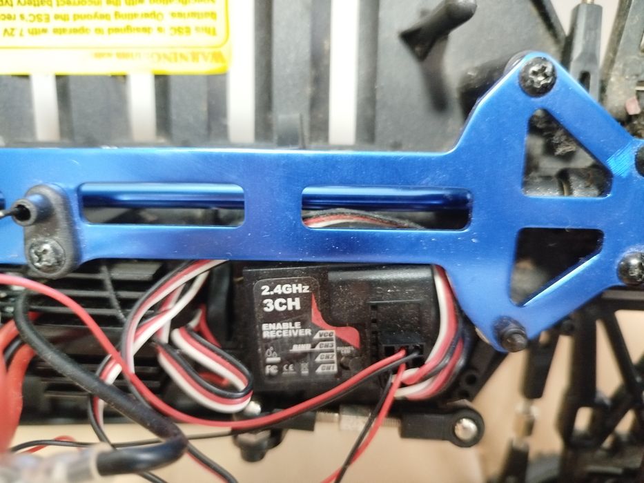 Радіокерована баггі Himoto 1/10 4WD. Шасі під відновлення / запчастини