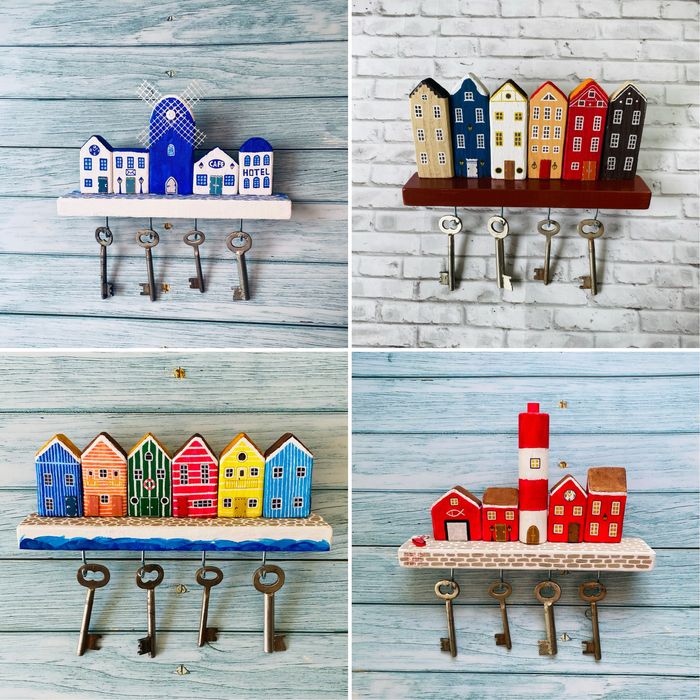 Деревʼяна ключниця настінна