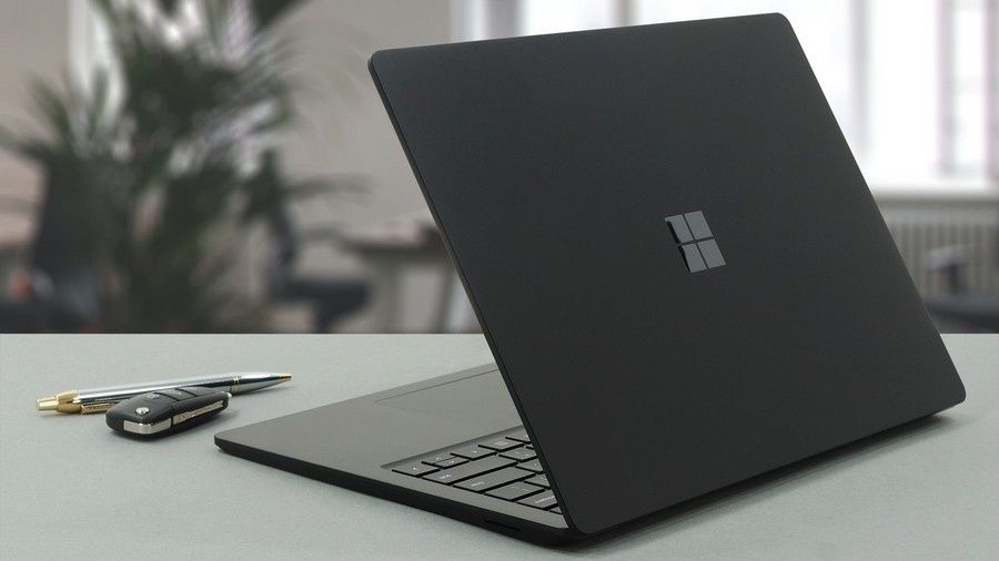 Microsoft Surface Laptop 4