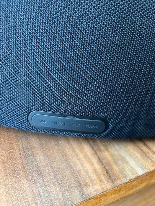 Продам портативну колонку "Harman/Kardon Go+Play 2"