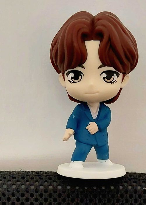 bts tiny tan - купити дитячі ігрові фігурки - Ціна на OLX.ua