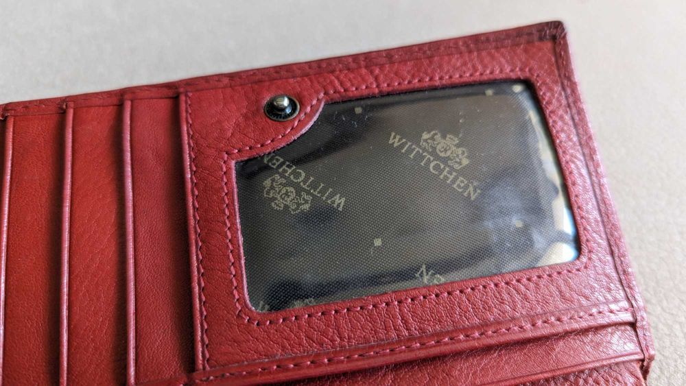 Portfel Witchen, skòra naturalna, czerwony.