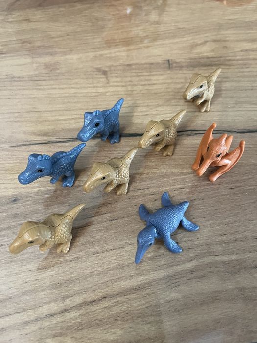 Kinder natoons dino динозаври
