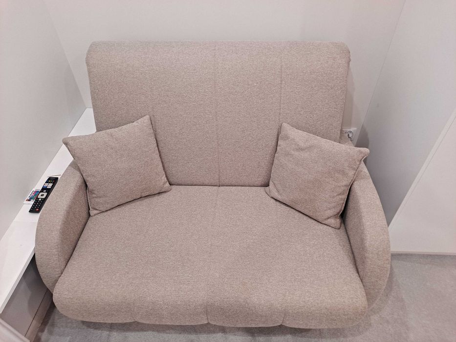 Sofa dwuosobowa Poli Nowa