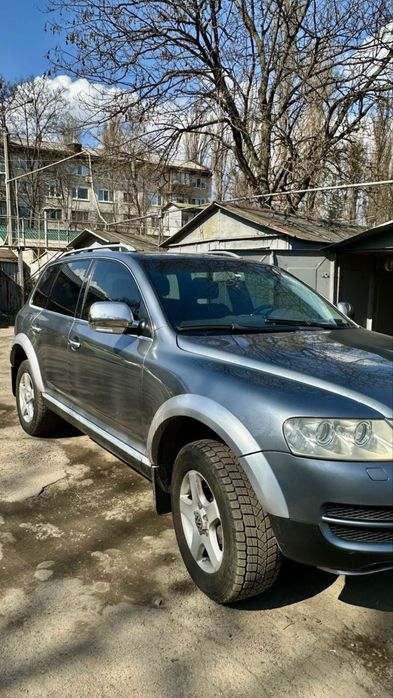 Таурег 3.2  газ/бенз 2004 р.