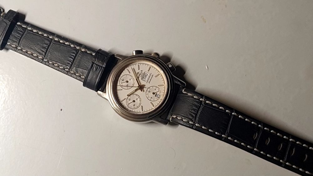 Часы механические хронограф Apella automatic