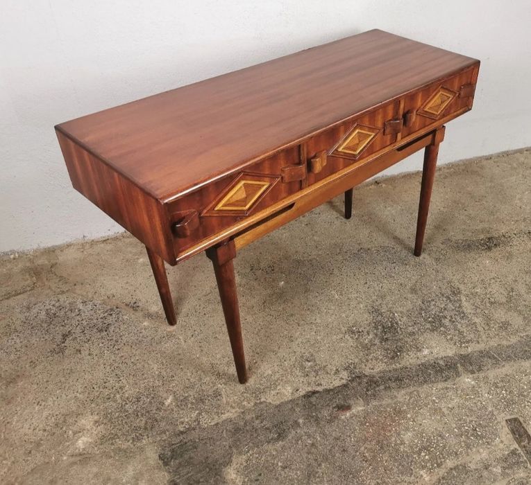 Consola vintage Década 70