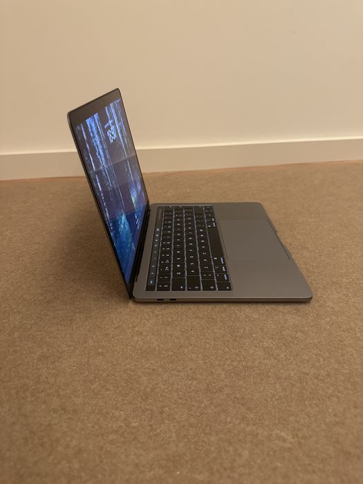 Computador macbook pro 13, inch, mbp 13.3/2.4ghz, 16GB