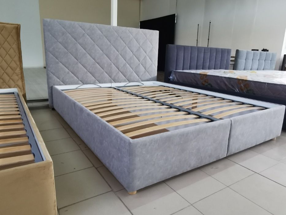 Мягкая двуспальная кровать Diamond 160Х200с нишей для белья Одесса