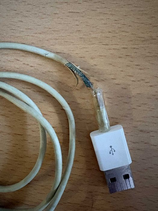 iPhone 4 8Gb bloqueado à MEO