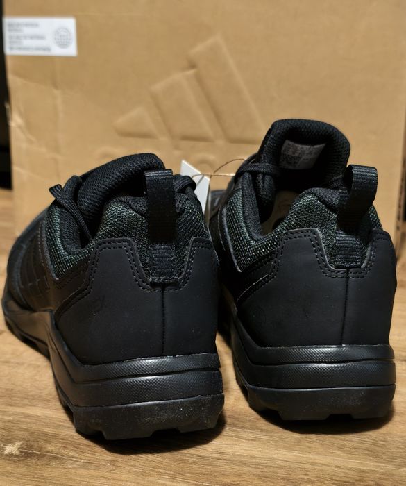 Buty Męskie Snekersy Adidas Terrex  Rozmiar 44 - 28 cm