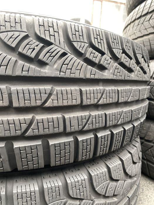 225 65 17 Pirelli Winter W210 90% 2023 Шини Зима