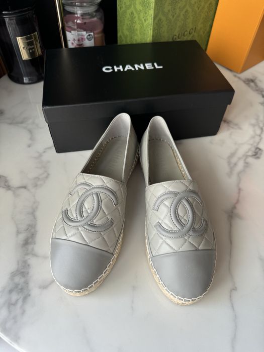 Espadryle Chanel Grey Leather