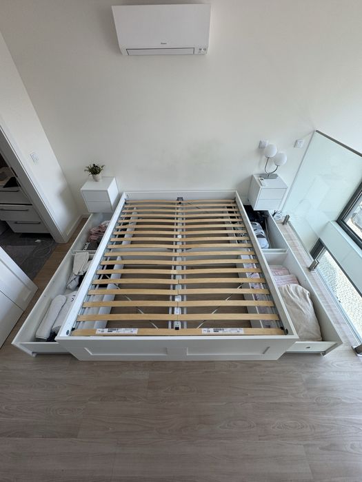 Cama com 4 gavetas - Queen Size