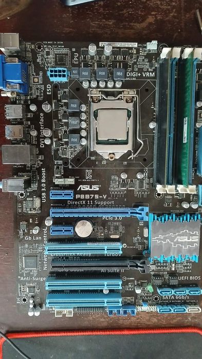 Комплект в невідомому стані Материнська плата s1155 +процесор +оперативна пам'ять+охолодження