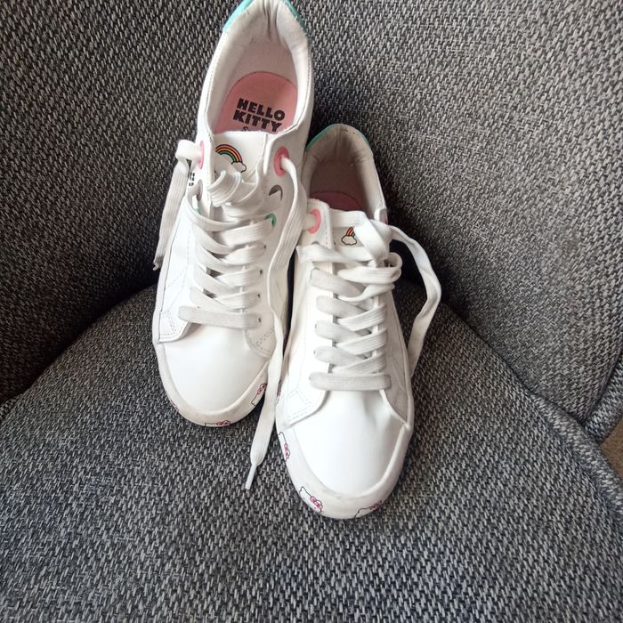 Buty hello kitty 37