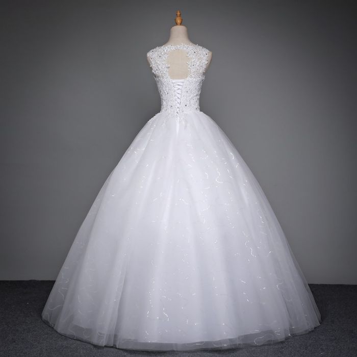 Piękna suknia ślubna princesa Swarovski