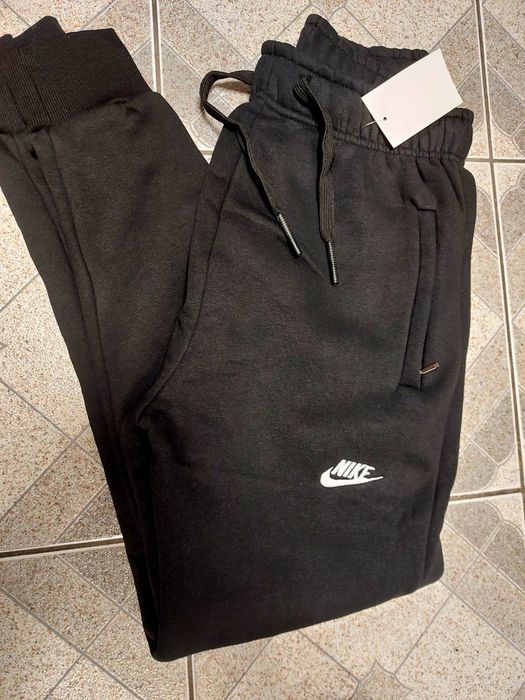 Spodnie dresowe męskie ocieplane