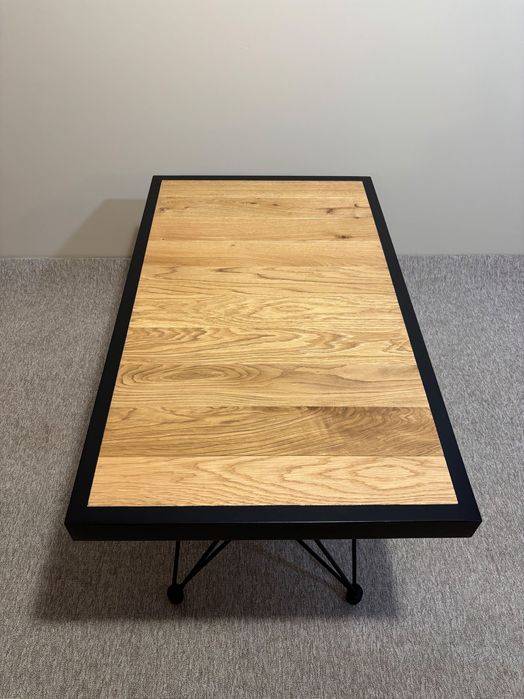 Stolik kawowy  z litej dębiny ręcznie robiony