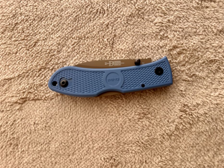 Canivete Ka-bar Dozier D2