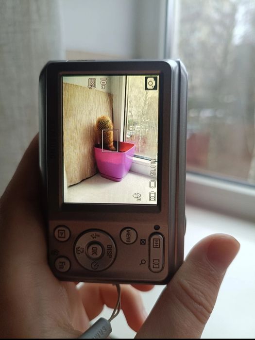 Продам цифровий фотоаппарат мильниця Samsung ES20 Silver