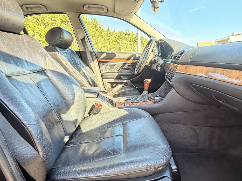 BMW E39 523 i 170 cv